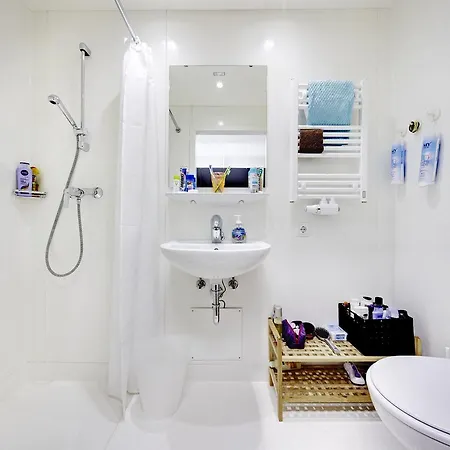 Alm 34 Mit 24 Stunden Self Check In מוטל 3*